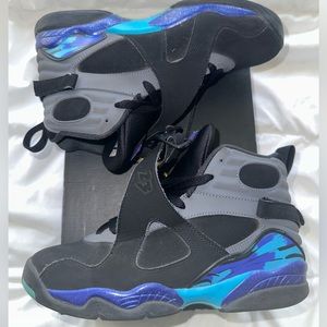 Used Air Jordan 8s